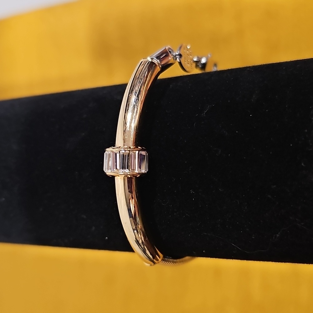 Henri Bendel Matching Necklace & Bracelet Set Gold tone Floating Tube - EUC - Picture 4 of 8